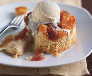 Caramel Apple Upside-Down Cakes