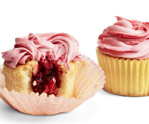 Berry-Stuffed Cupcakes