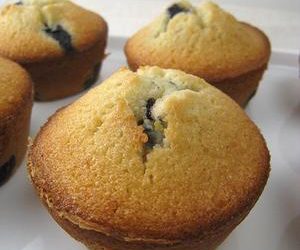 Blueberry-Cornmeal Cakes