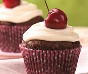 Chocolate-Cherry Cupcakes