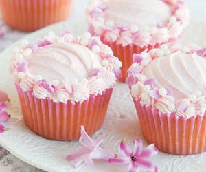 Pink and Pretty Cupcakes