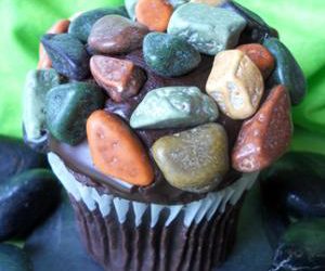 April Fool’s Day Rock Cupcakes