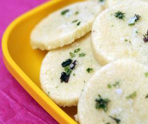 Seaweed Cookies, Or Petites Galettes Au Fleur De Sel Aux Algues