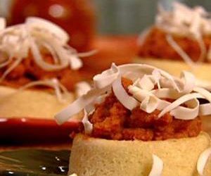 Espresso Cakes with Pumpkin Filling and White Chocolate Curls