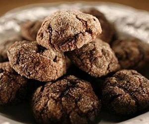 Chocolate Crackle Cookies