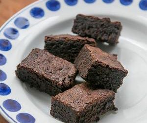 Salty, Deep-Dark Chocolate Brownies