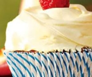 Red Velvet Cupcakes with Cream Cheese Frosting recipes