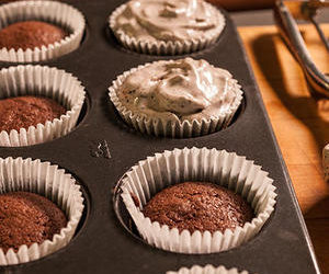 Ice Cream Cupcakes with Chocolate Cake and Cookies and Cream Ice Cream