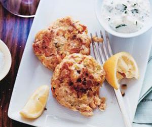 Salmon And Whitefish Cakes With Horseradish Cucumber Sauce