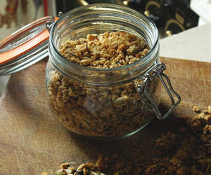 Healthy Hemp, Honey & Almond Granola recipes