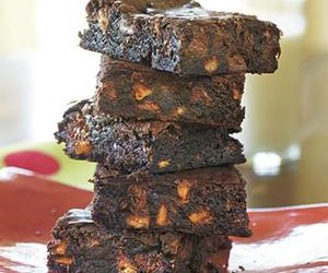 Fudgy Toffee-Crunch Brownies