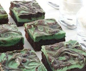 Irish Cream Swirl Brownies