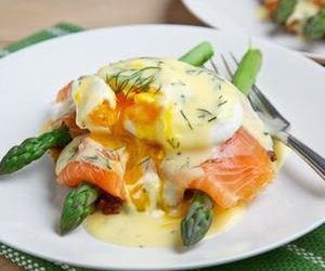 Smoked Salmon Asparagus Quinoa Cake Eggs Benedict