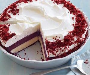 Red Velvet-Blueberry Ice Cream Pie