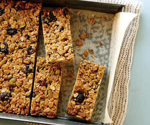 Pumpin Seek, Cherry and Pecan Granola Bars