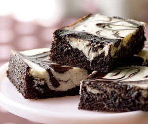 Peppermint Cheesecake Brownies