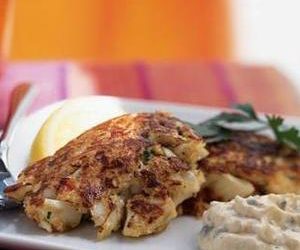 Louisiana Crab Cakes with Creole Tartar Sauce