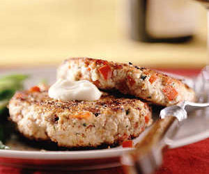 Mediterranean Tuna Cakes with Citrus Mayonnaise