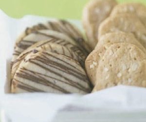 Almond Spice Cookies