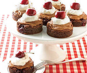 Chocolate Cherry Cakes