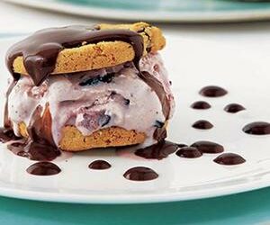 Chocolate-Chip Cookie & Ice-Cream Sandwiches