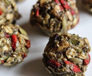 Superfood Goji Berry Cookies