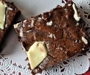 Peppermint Bark Brownies Recipe